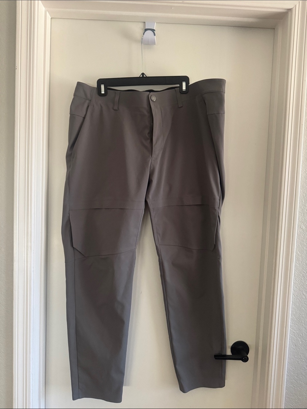 lululemon athletica Men's Gray Tech Cargo Pants